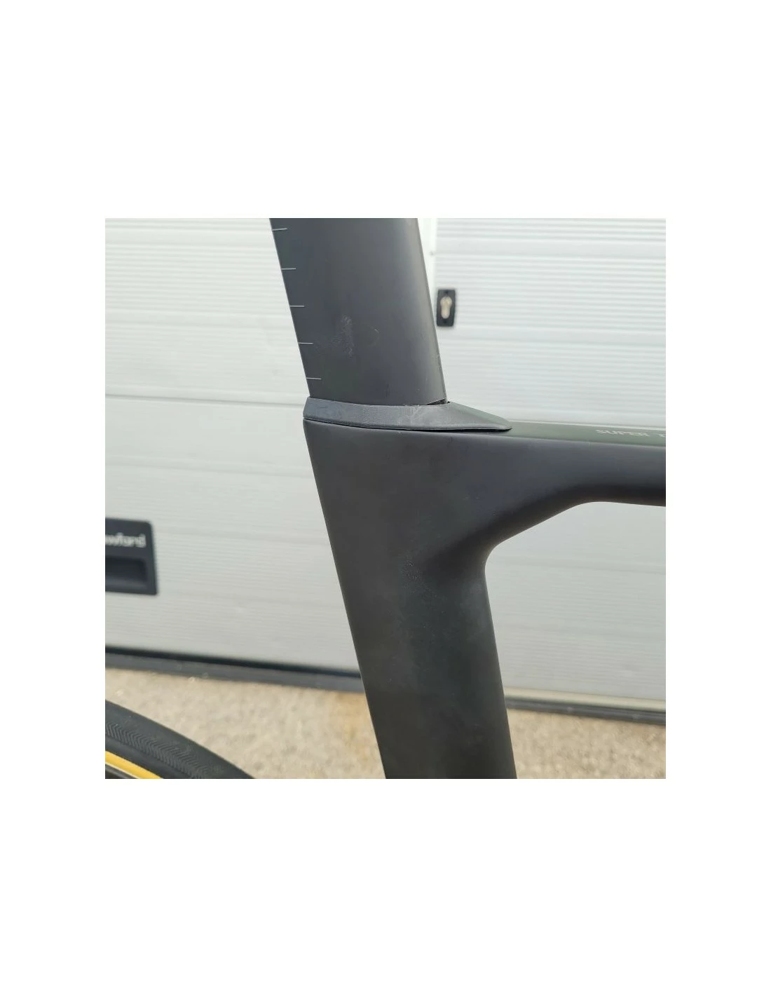 Airstreeem Super TT Road Disc Carbon Rennrad XL Di2 2x12 Custom Neu 4 Airstreeem Super TT Road Disc Carbon Rennrad XL Di2 2x12 Custom Neu – Bild 4