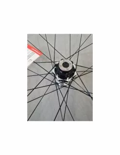 Dt-swiss DT Swiss X1700 Spline 20mm 27,5 Laufrad Vorne PS 15x110 Disc Neu -Fahrradzubehör Elegant Magasin dt swiss xm1501 spline laufradsatz 275 40mm non boost shimano 2