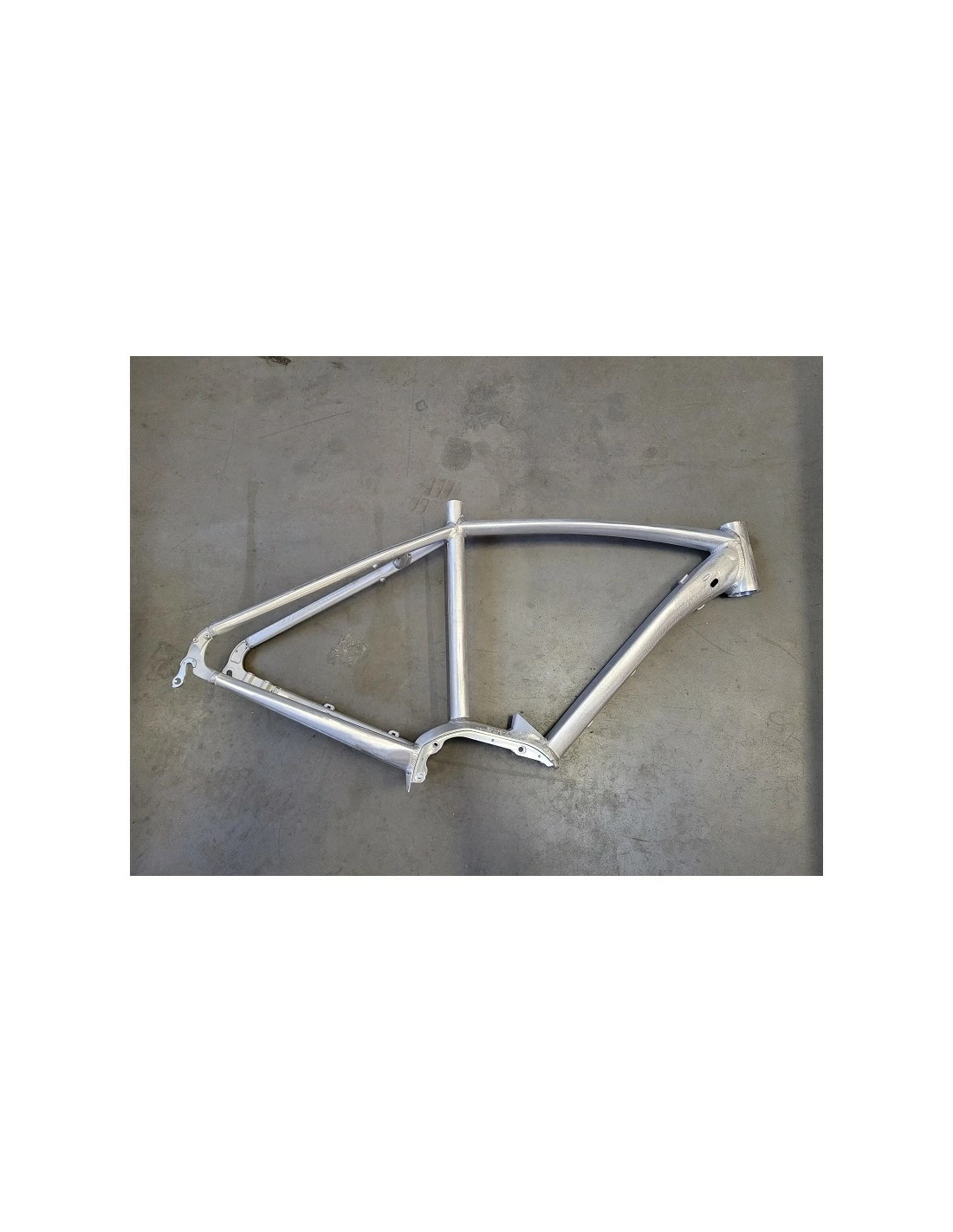 Gitane E-Rapid 700C E-Bike Rahmen Raw Unlackiert Neu 1 Gitane E-Rapid 700C E-Bike Rahmen Raw Unlackiert Neu