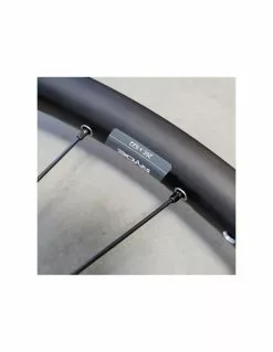 Ryde Rival 26 Zoll Vorderrad Shimano DH-UR705-3D Nabendynamo Neu -Fahrradzubehör Elegant Magasin ryde rival 26 zoll vorderrad shimano dh ur705 3d nabendynamo neu 3